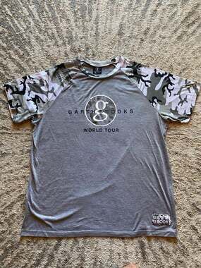 Garth Brooks World Tour Concert T Shirt XL Raglan Gray Black Graphic Tee